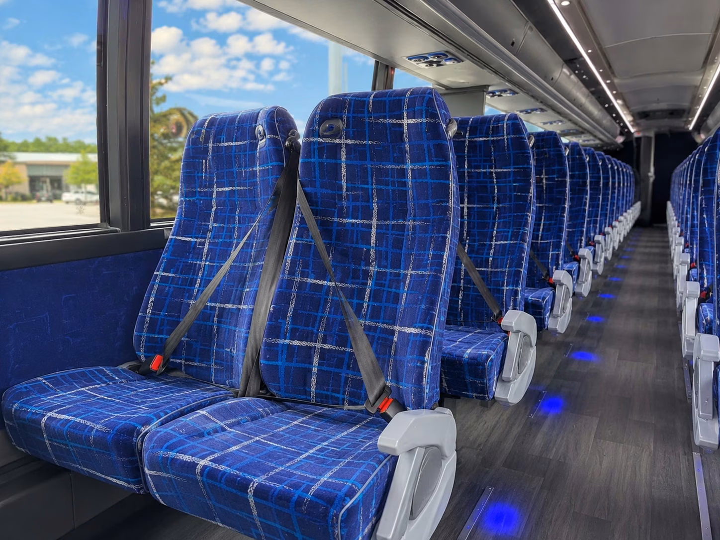new york city charter bus hero 2
